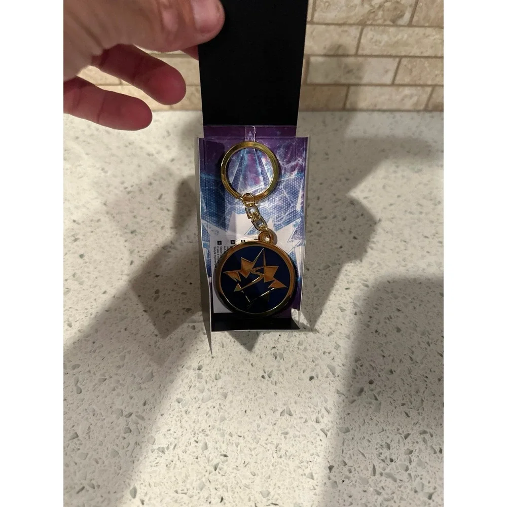 The Marvels Keychain Movie‎ Promo Marvel 2023 NEW Avengers 121